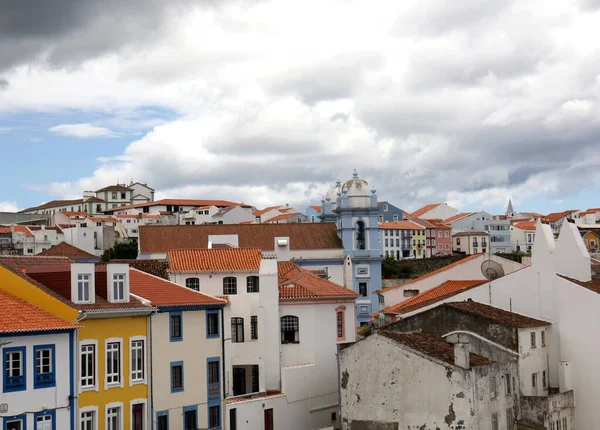 Angra do Heroismo Azores 'in tarihi kısmının görüntüsü..