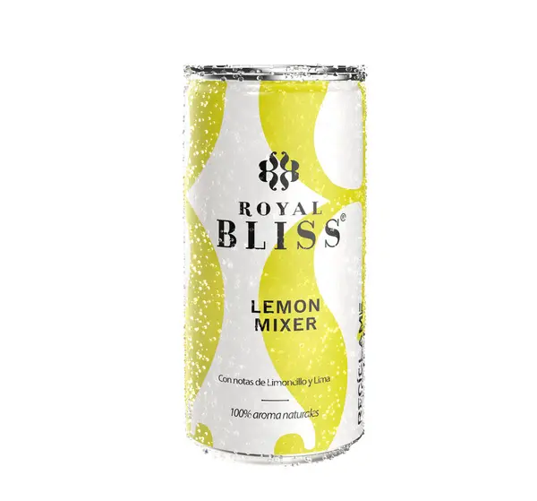 Málaga España Octubre 2023 Royal Bliss Premium Lemon Mixer Tonic — Foto de Stock