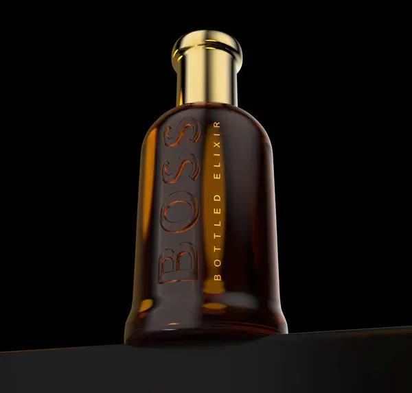 意大利米兰 2024年3月3日 Hugo Boss 老大瓶装长生不老药 男用浓郁香水 图库照片