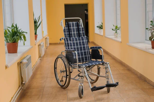 Children Wheelchair Empty Wheelchair Hospital — Fotografia de Stock