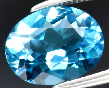 Çarpıcı Aquamarine Gemstone Parlak Kesikli Yansıtıcı Işık.