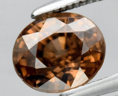 Enfes Kahverengi Doğal Gemstone Karmaşık Yüzlü ve Parlak.