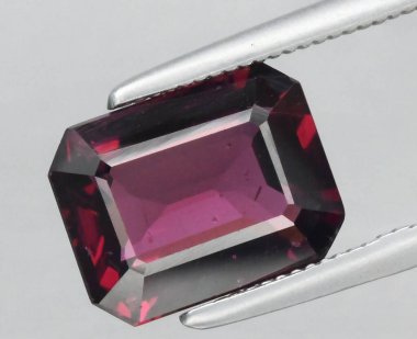 Zarif Rose-Red Tourmaline Gemstone Şık Telaffuz Ediyor.