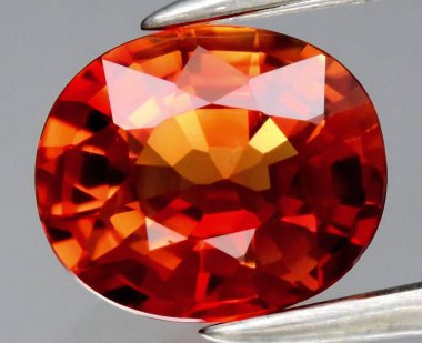 Parlak Turuncu Garnet Gemstone Parlak Detaylı Yakalandı.