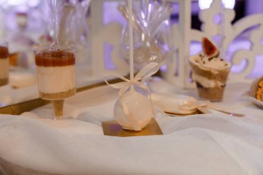 Zarif Tatlı Masası Sofistike Mini Tatlılar ve Enfes Sunumlar.