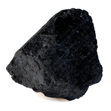 Beyaz Arkaplanda Doğal Siyah Tourmaline Mineral Örnekleri.