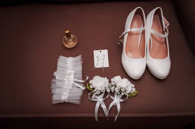 Zarif Gelin Aksesuarları Düzenlemesi.