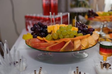 Canlı Meyve Tabağı Bir Kutlama Olayında Görünüm.