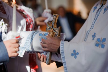 Kilise Ayarları Katılımcılarıyla Geleneksel Dini Tören.