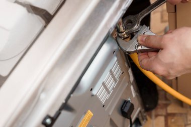 Ev aletleri için Hassas Tesisat Bakımı.