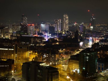Leeds Merkezi 'nin Hava Gecesi Çekimi, Batı Yorkshire, İngiltere. Yüksek kalite fotoğraf