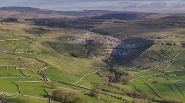 Malham Koyu ve Yorkshire Dales Ulusal Parkı 'nın Hava Manzarası