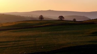 İngiltere 'deki Yorkshire Dales Ulusal Parkı' nda Gün Doğumu