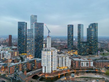 Manchester 'daki Deansgate Meydanı Kompleksi' nin Skyline Manzarası
