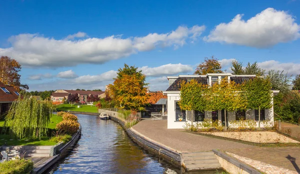 Árboles Colores Otoñales Canal Central Kollum Países Bajos — Foto de Stock