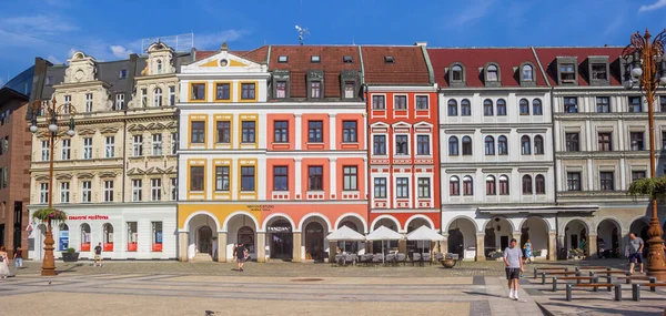 チェコ共和国自由市場広場のカラフルな建物のパノラマ — ストック写真