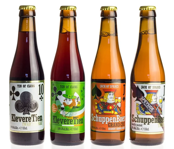 Butelki Belgijskiego Piwa Klevere Tien Schuppenboer Odizolowane Białym Tle — Zdjęcie stockowe