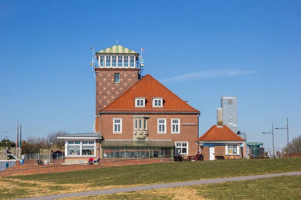 Historisk Strandhallebyggnad Vid Kusten Bremerhaven Tyskland — Stockfoto