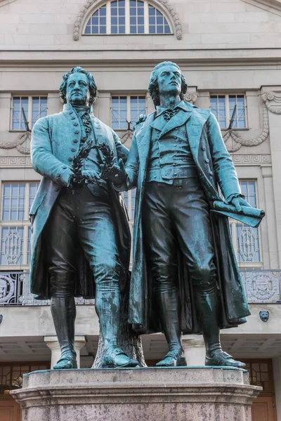 Estátua Dos Famosos Escritores Alemães Goethe Schiller Weimar Alemanha — Fotografia de Stock