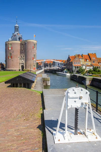 Історичні Міські Ворота Шлюз Старій Затоці Енкхеізен Нідерланди — стокове фото