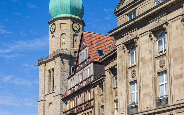 Almanya Nın Dortmund Kentindeki Pazar Meydanında Tarihi Evler Kilise Kulesi — Stok fotoğraf