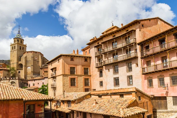 Casas Históricas Frente Catedral Albarracin España — Foto de Stock