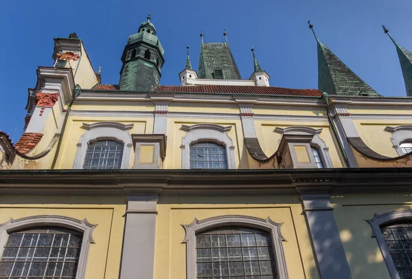 Fasada Zabytkowego Kościoła Wszystkich Świętych Litomericach Czechy — Zdjęcie stockowe