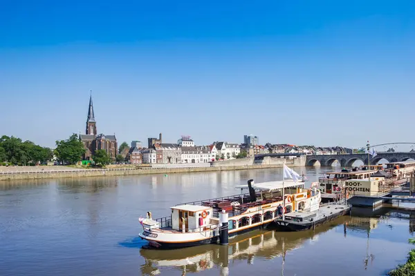Cruzeiro Rio Maas Cidade Histórica Maastricht Países Baixos Imagem De Stock