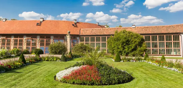 stock image Panorama of the greenhouse in the garden of castle Belvedere in Weimar, Germany