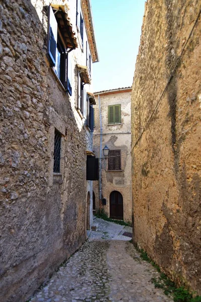 Úzká Ulice Mezi Starými Kamennými Domy Civitavecchia Arpino Středověké Vesnice — Stock fotografie