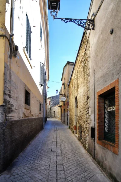 Uma Pequena Rua Entre Edifícios Antigos Boville Ernica Uma Cidade — Fotografia de Stock