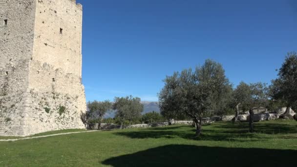 Ein Mittelalterlicher Turm Civitavecchia Arpino Einem Mittelalterlichen Dorf Der Region — Stockvideo