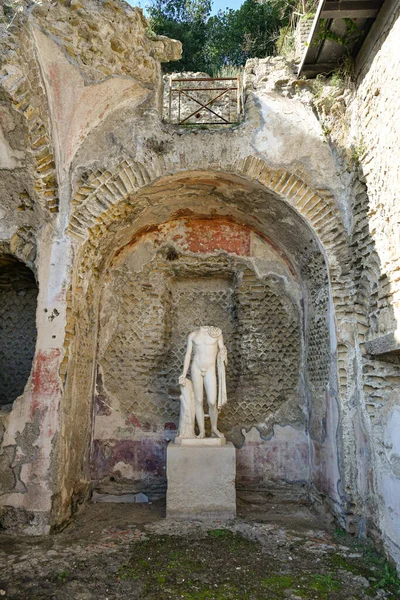 Pomnik Starożytnych Rzymskich Łaźniach Baia Niedaleko Neapolu Włoszech — Zdjęcie stockowe