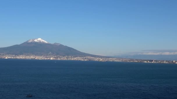 Vesuvius Volcano Stands Out Gulf Naples Landscape Town Vico Equense — 비디오
