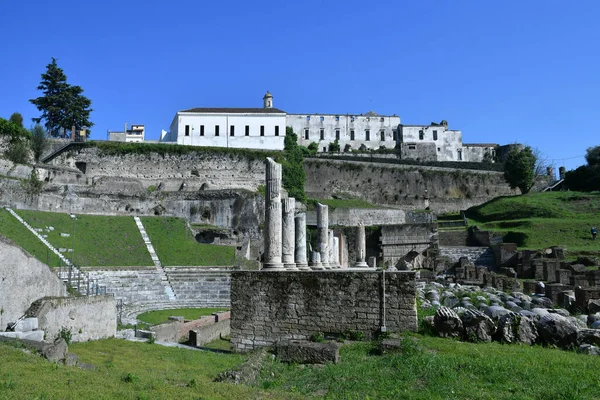 意大利卡塞尔塔省Sessa Aurunca古城的古罗马剧场 — 图库照片