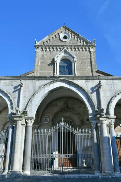 Fasada Starożytnej Romańskiej Katedry Sessy Aurunca Miasta Prowincji Caserta Włochy — Zdjęcie stockowe