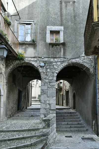 Ένας Στενός Δρόμος Ανάμεσα Στα Παλιά Σπίτια Της Guardia Sanframondi — Φωτογραφία Αρχείου