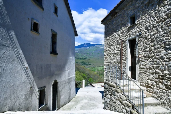 Una Stradina Borgotufi Antico Borgo Rurale Restaurato Nel Centro Del — Foto Stock