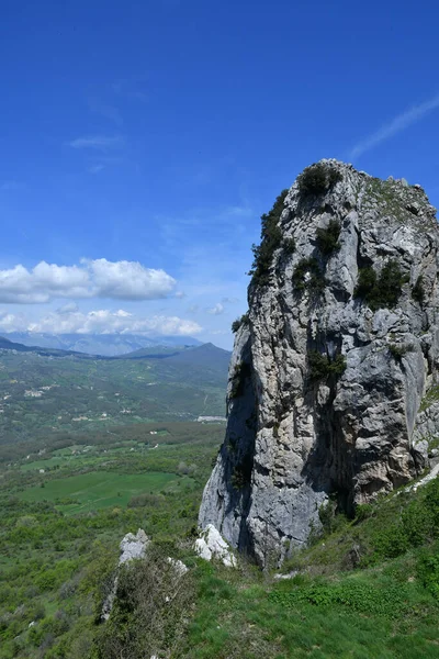 Widok Krajobraz Wokół Perscopennataro Małego Miasteczka Górach Molise Włochy — Zdjęcie stockowe