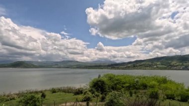 İtalya 'nın Avellino ilinin karakteristik kırsal manzarası.