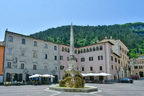 Pohled Náměstí Tagliacozzo Středověké Město Regionu Abruzzo Itálie — Stock fotografie