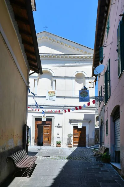 Een Smalle Straat Tussen Oude Huizen Van Olevano Romano Een — Stockfoto