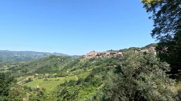 环绕意大利拉齐奥地区中世纪村庄Olevano Romano的景观 — 图库视频影像