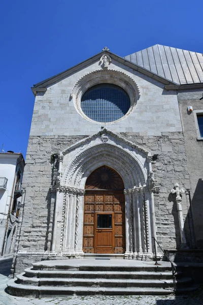 Fasada Starożytnego Kościoła Agnone Średniowiecznej Miejscowości Prowincji Isernia Włochy — Zdjęcie stockowe