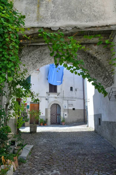 Karakteristisk Gate Agnone Middelalderlandsby Isernia Provinsen Italia – stockfoto