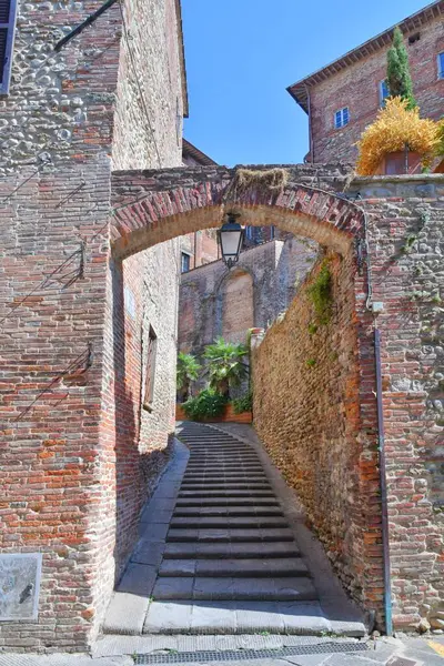Una Strada Tra Case Citt Della Pieve Borgo Medievale Umbria — Foto Stock