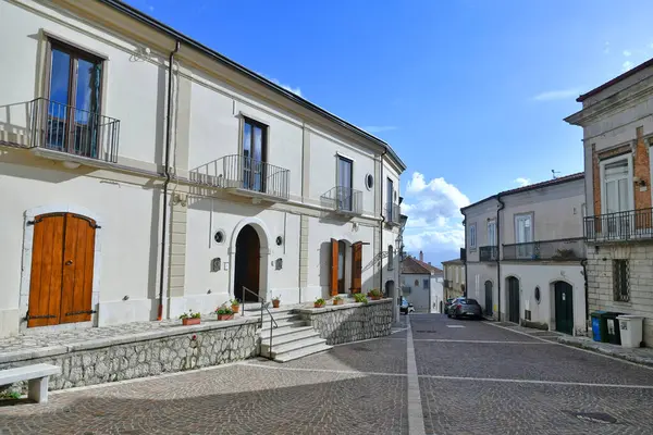 İtalya 'da Campania' da küçük bir kasaba olan Frigento 'dan manzara.