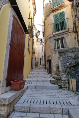 Cusano Mutri caddesi, İtalya 'nın Campania şehrinde bir köy..