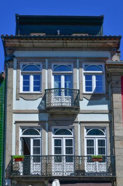 Portekiz, Braga 'daki karakteristik ve renkli binalar..