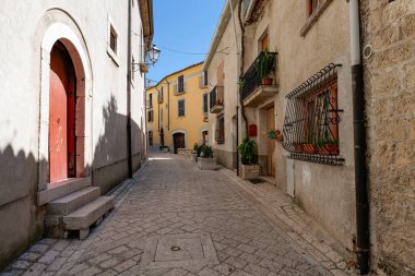 Cusano Mutri caddesi, İtalya 'nın Campania şehrinde bir köy..
